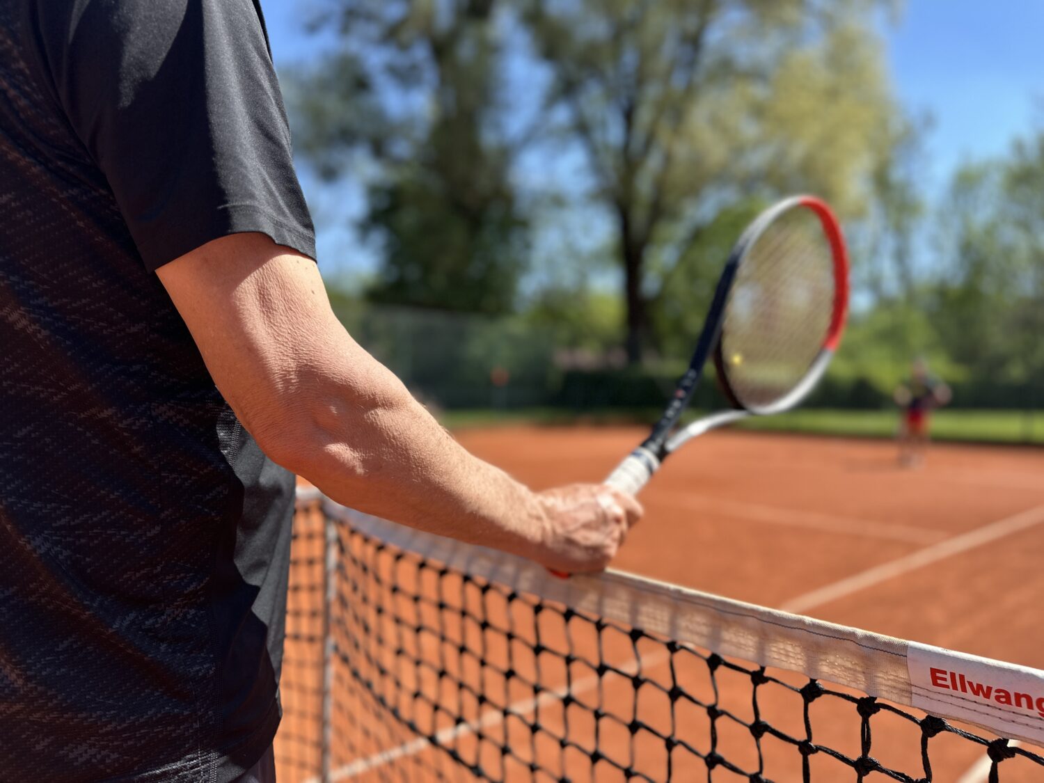 Tennisarm (Epicondylitis humeri radialis): Alles über Symptome, Ursachen, Diagnose & Behandlung. Jetzt informieren, was wirklich hilft!